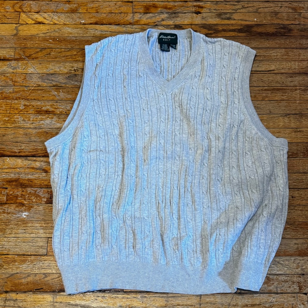 Eddie Bauer Men's Light Gray V-Neck Sweater Vest